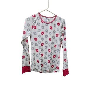 Cozy couture L kiss top